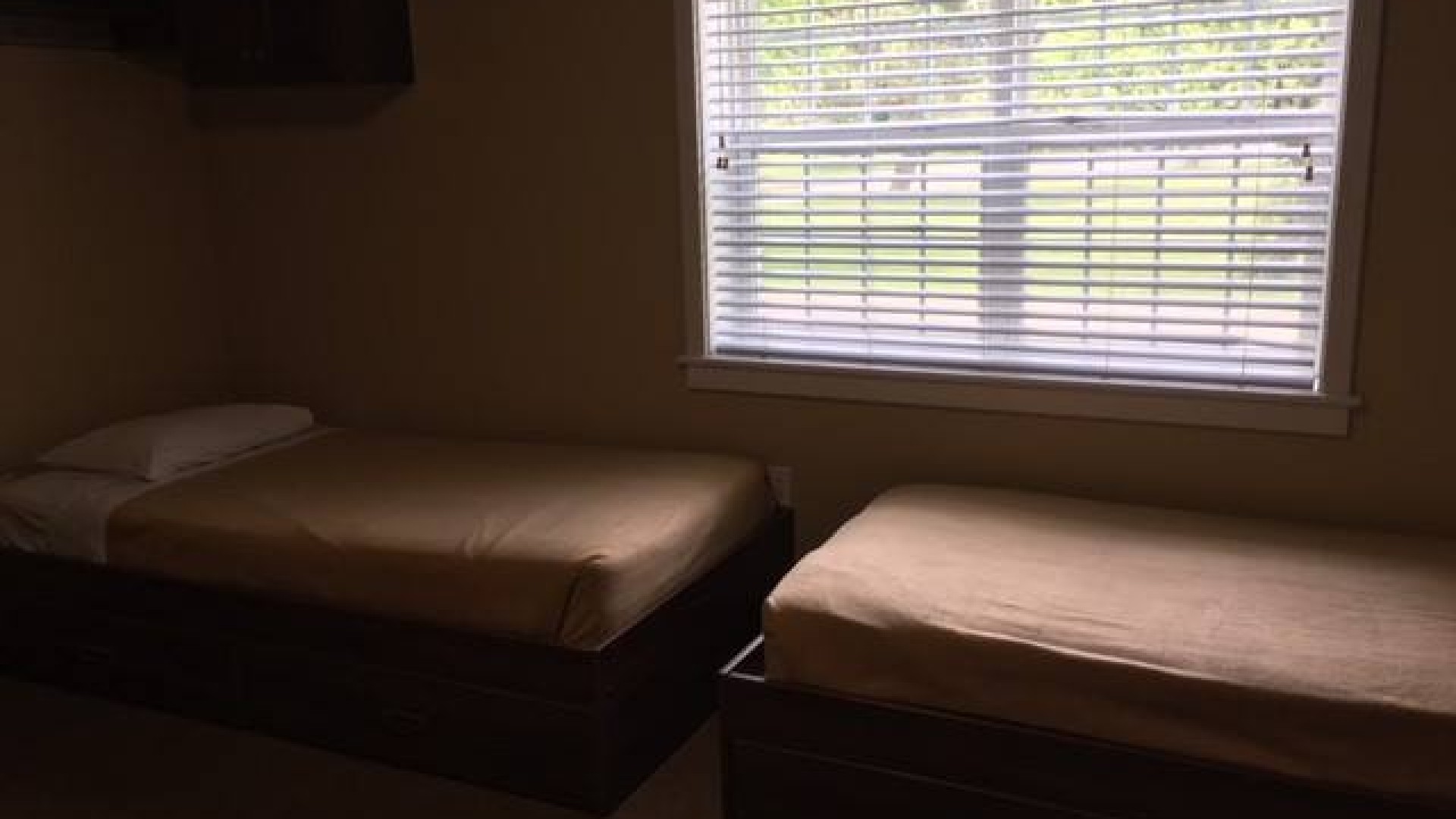 Beds near each other in a double room 