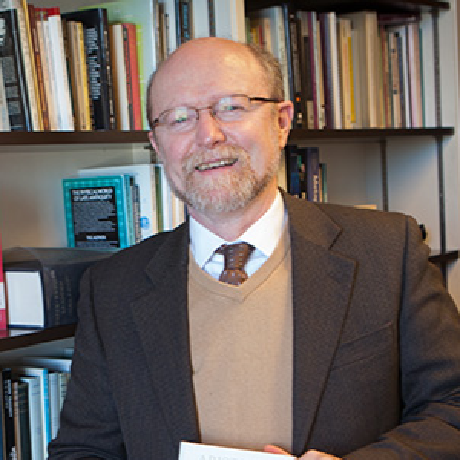 Headshot of Dr. Christopher Byrne